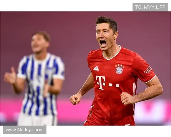 莱万多夫斯基谈巴萨生涯里程碑：专注当下，团队胜利至上